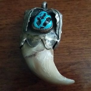 Genuine bear claw pendant